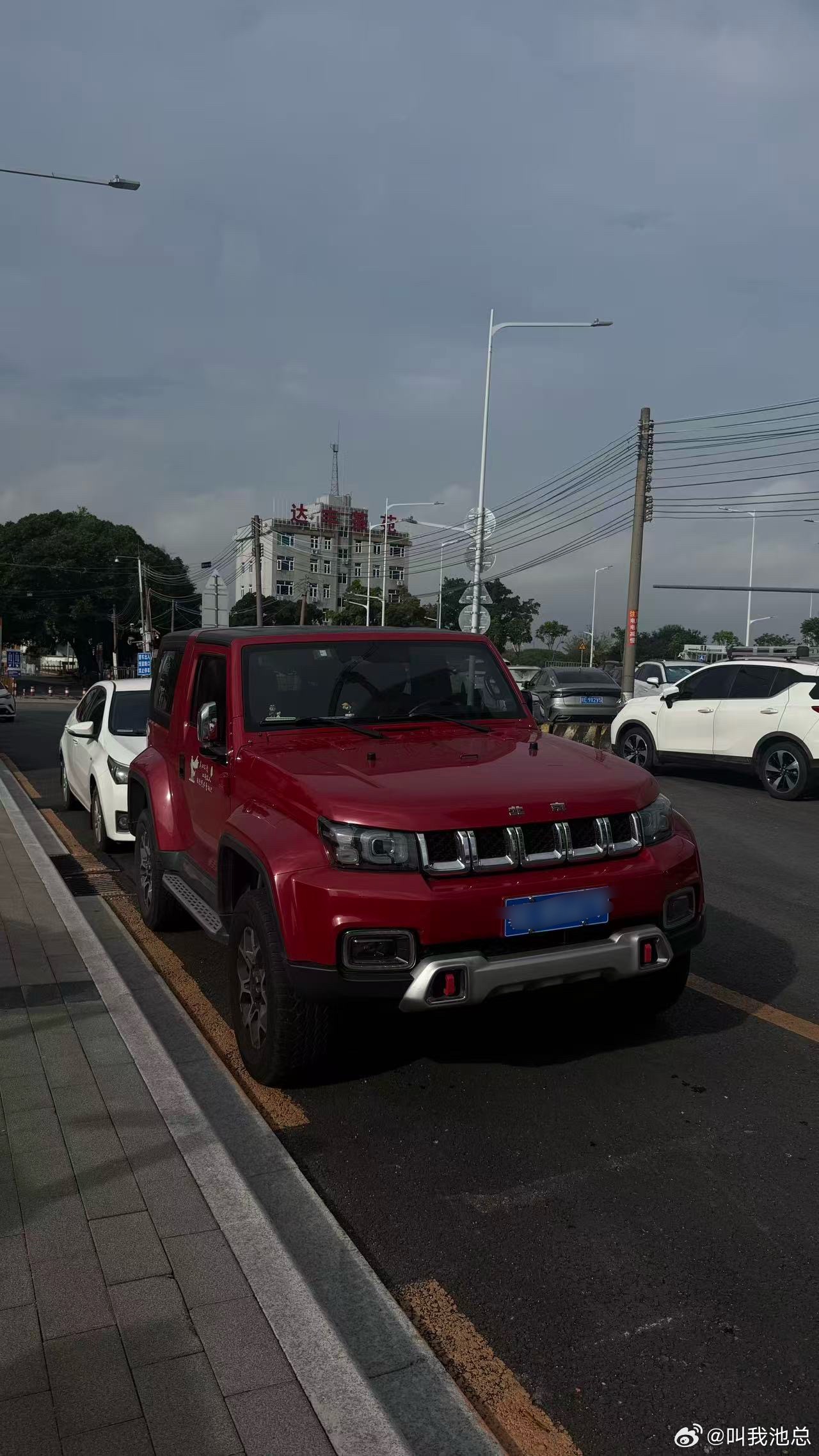 燃油二手车价格面临重构早就开始重构了，尤其豪华品牌，二手价格基本可以六七折甚至半