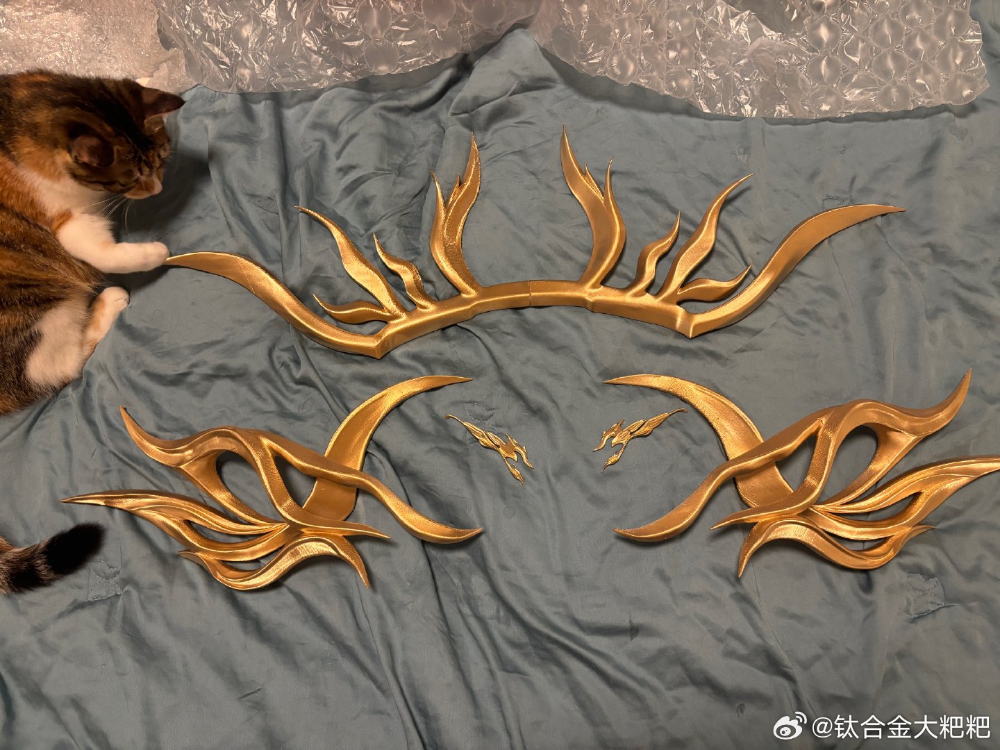 重金定制的道具也是好了可惜衣服还要等好久无奖竞猜一下这是谁 