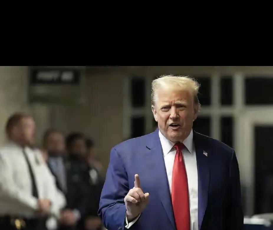 美军直接把马斯克的格罗克AI接入军事网络，这AI还和特斯拉深度绑定。
 
特斯拉