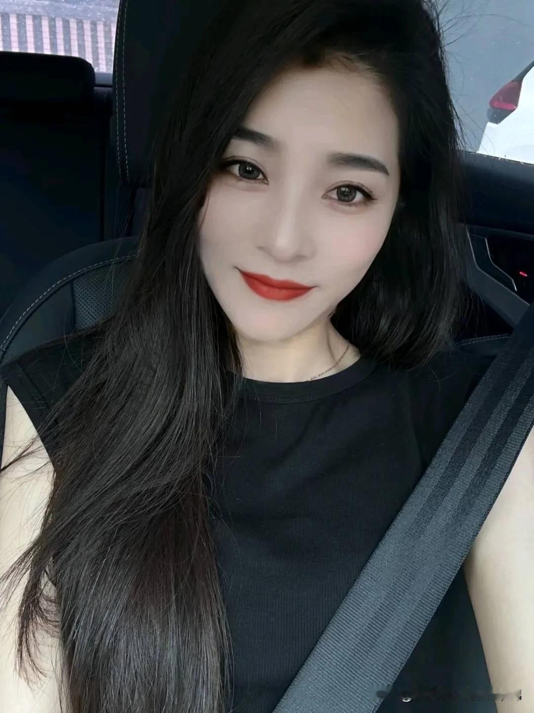 1. 自尊心：男人往往对自己的能力、成就和形象非常在意，强烈的自尊心可能使他们在