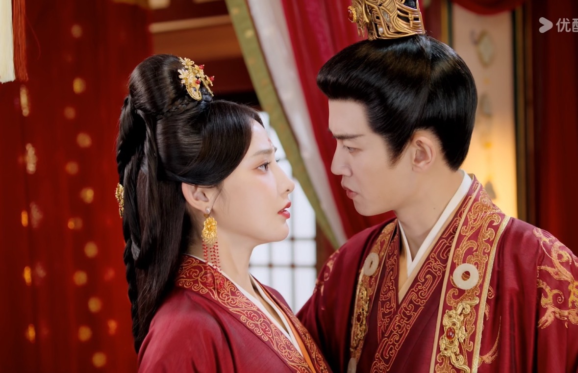 “以死相逼这种招数，起码要让朕在乎你，你觉得朕在乎你吗？”不行了 不行了 笑死我