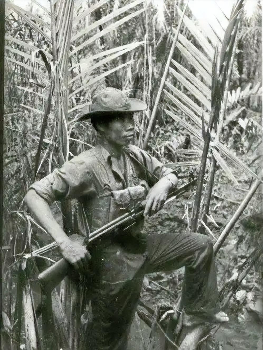 1979 年那仗打完，越南人把一支队伍藏了整整四十年。正面战场的事史书上写得明明