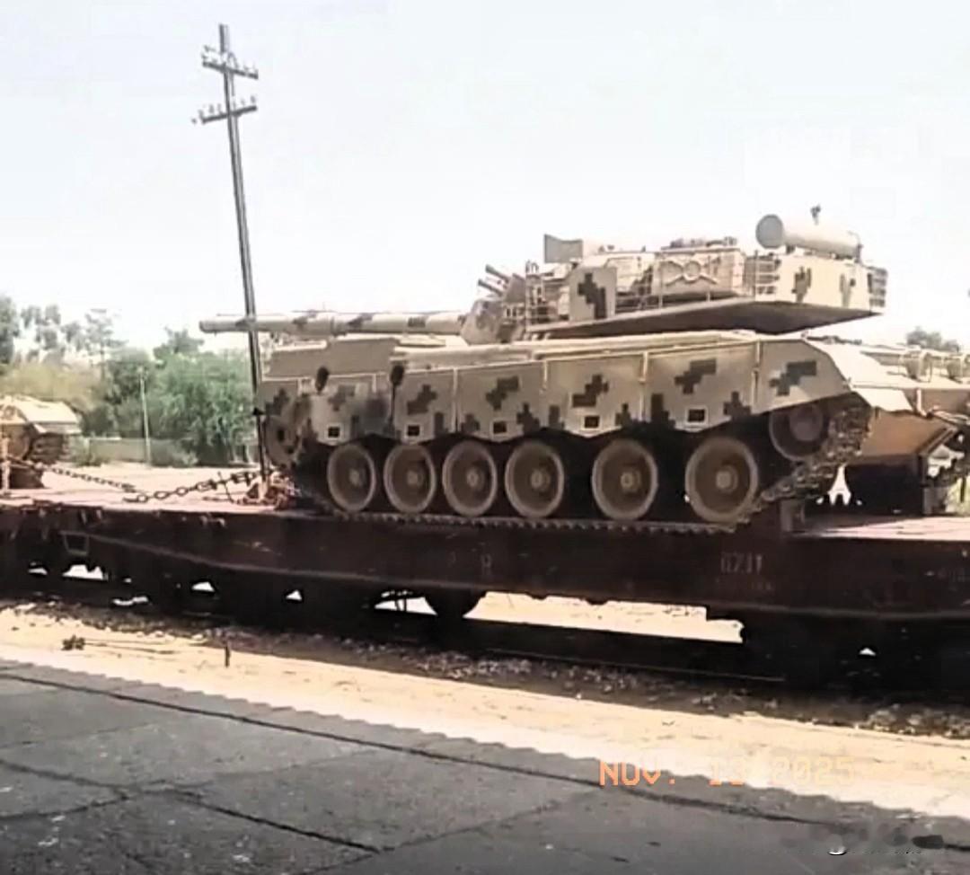 巴基斯坦国防部长明确宣布“国家处于战争状态”，还可能面临双线作战的局面！这不是空