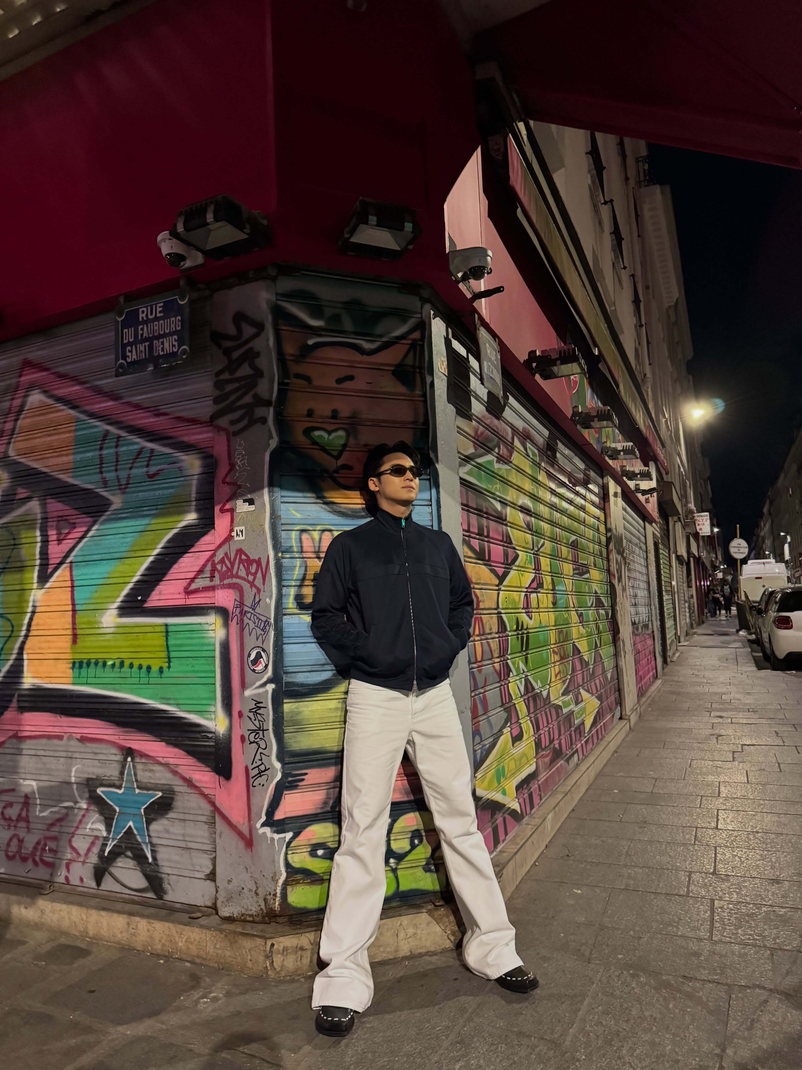 珉奎 ig 更新“🕶"就这样装酷中 