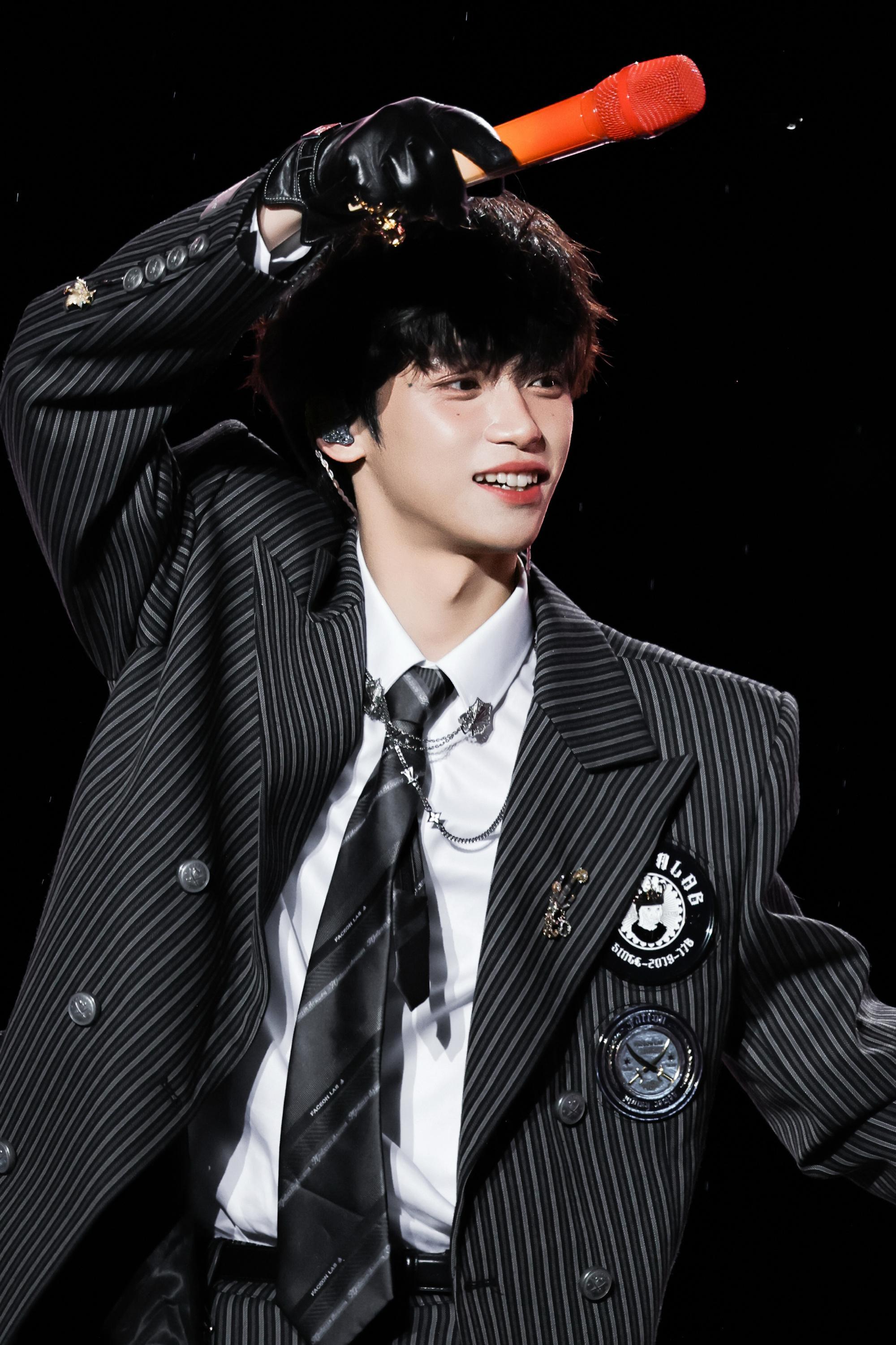 网易严选代言人梓渝 zy梓渝游点意思2026巡回演唱会 ＂你的微笑在我的心尖闪耀