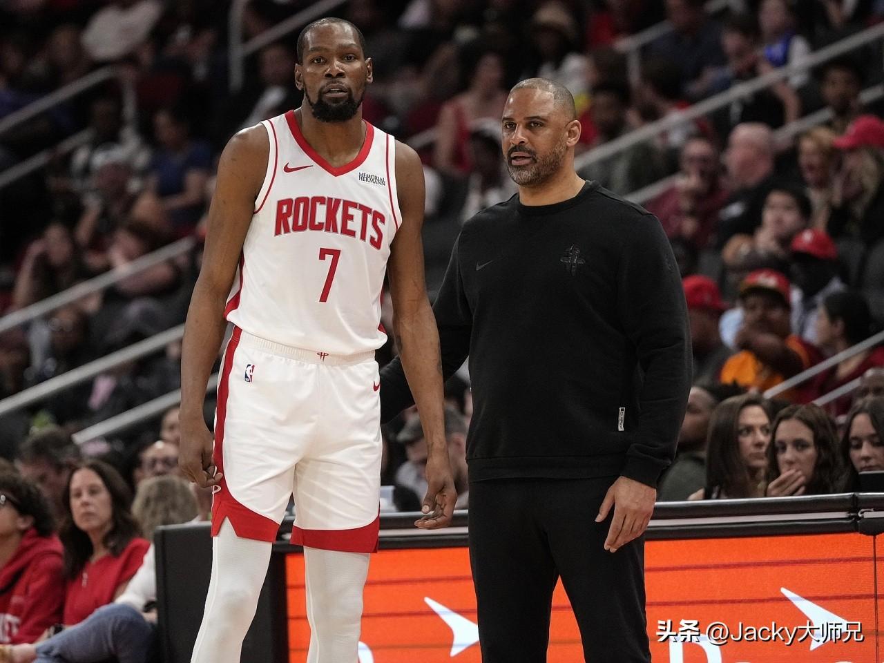 今天火箭队 打了一场漂亮战，随着湖人也获胜，西部排名逐渐明朗，火箭坐六争四是现实