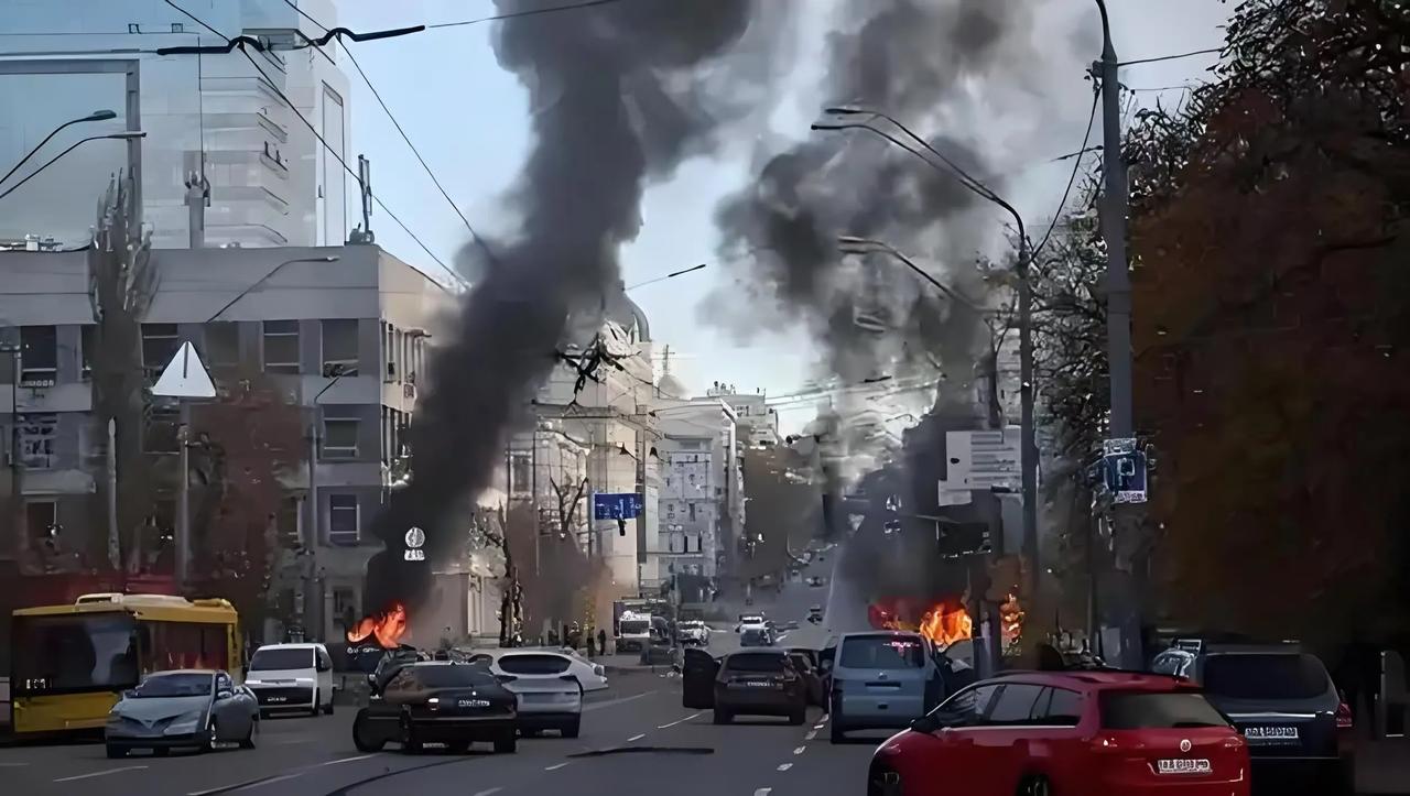 以色列不认输，未来都将是永无宁日的生活。

真主党新的领导人卡西姆，真主党有数万