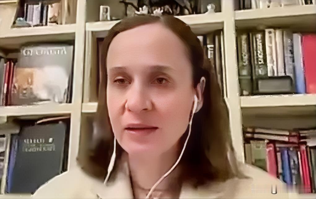 乌克兰议员声称，美国已转向国内，军事援助中断，总统附和普京言论，让乌方不再视其为