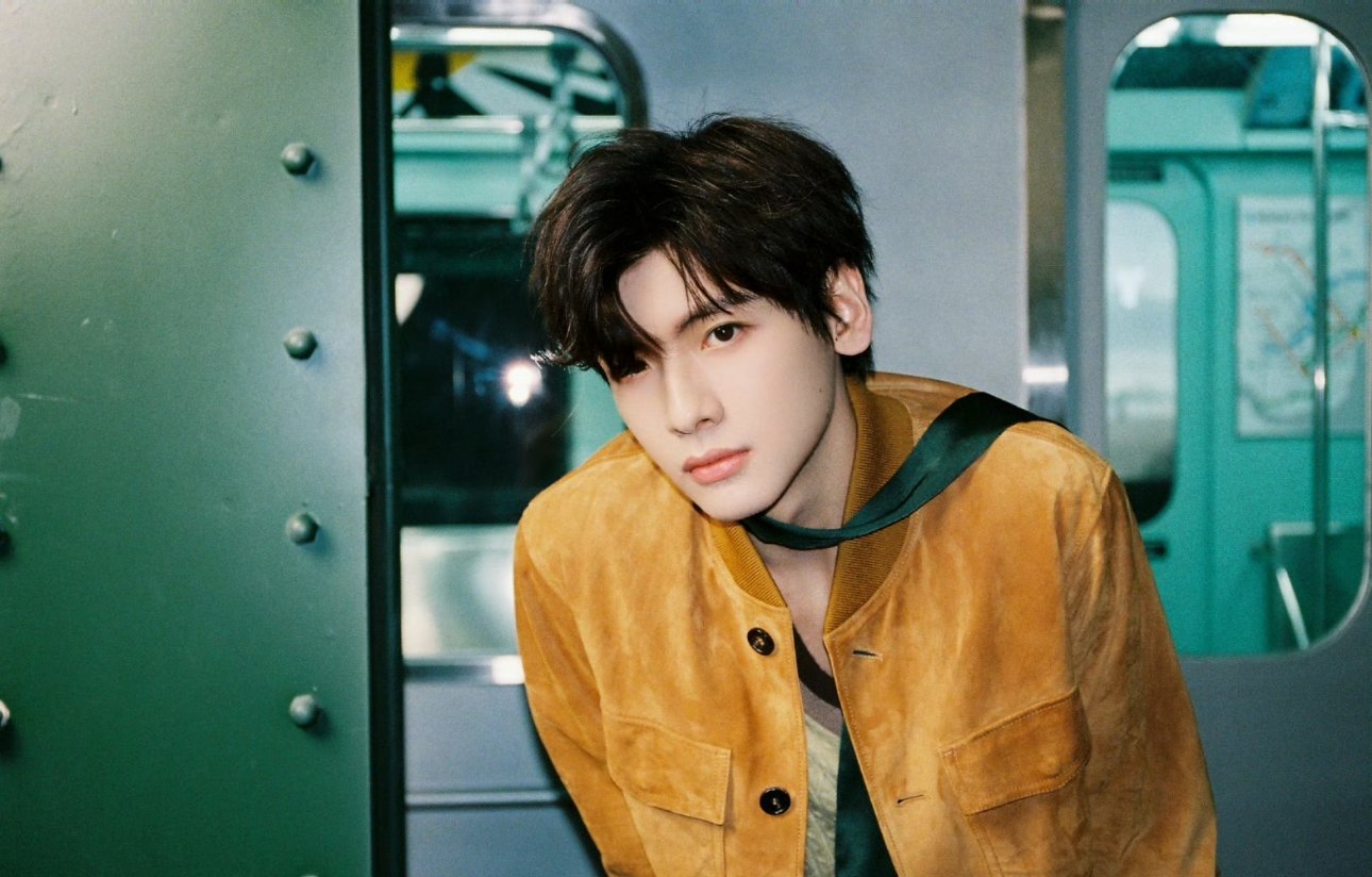 翟潇闻就这么帅这么小一张脸 私藏好货 现在才发出来！ 