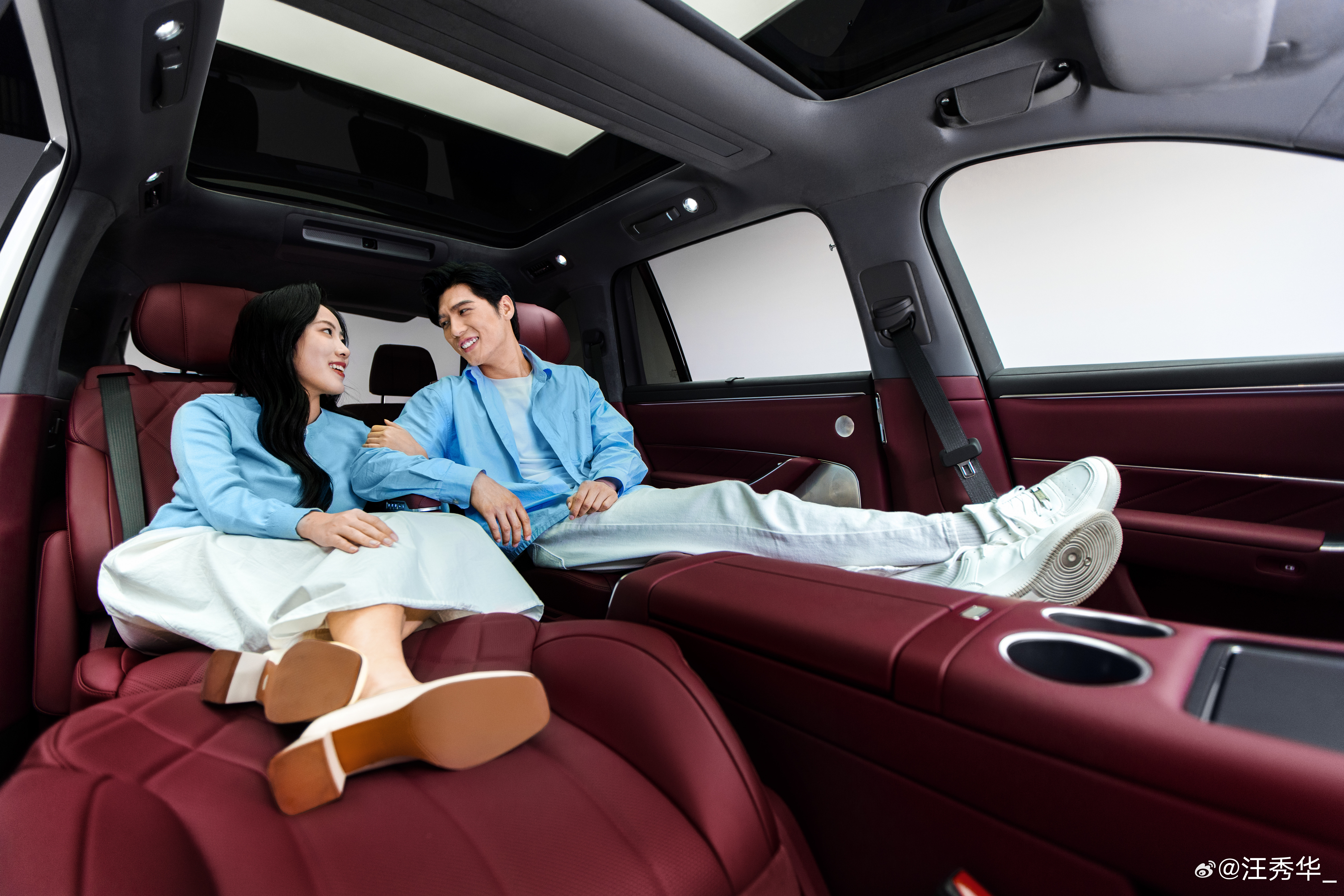 余承东称问界M8交付突破16万辆华为带来了最新消息，交付量突破16万。这不仅是一