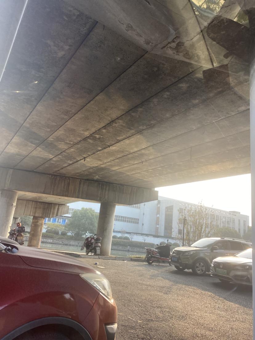 我的今日状态：😁轻松愉快
我这里的天气：☀️晴天