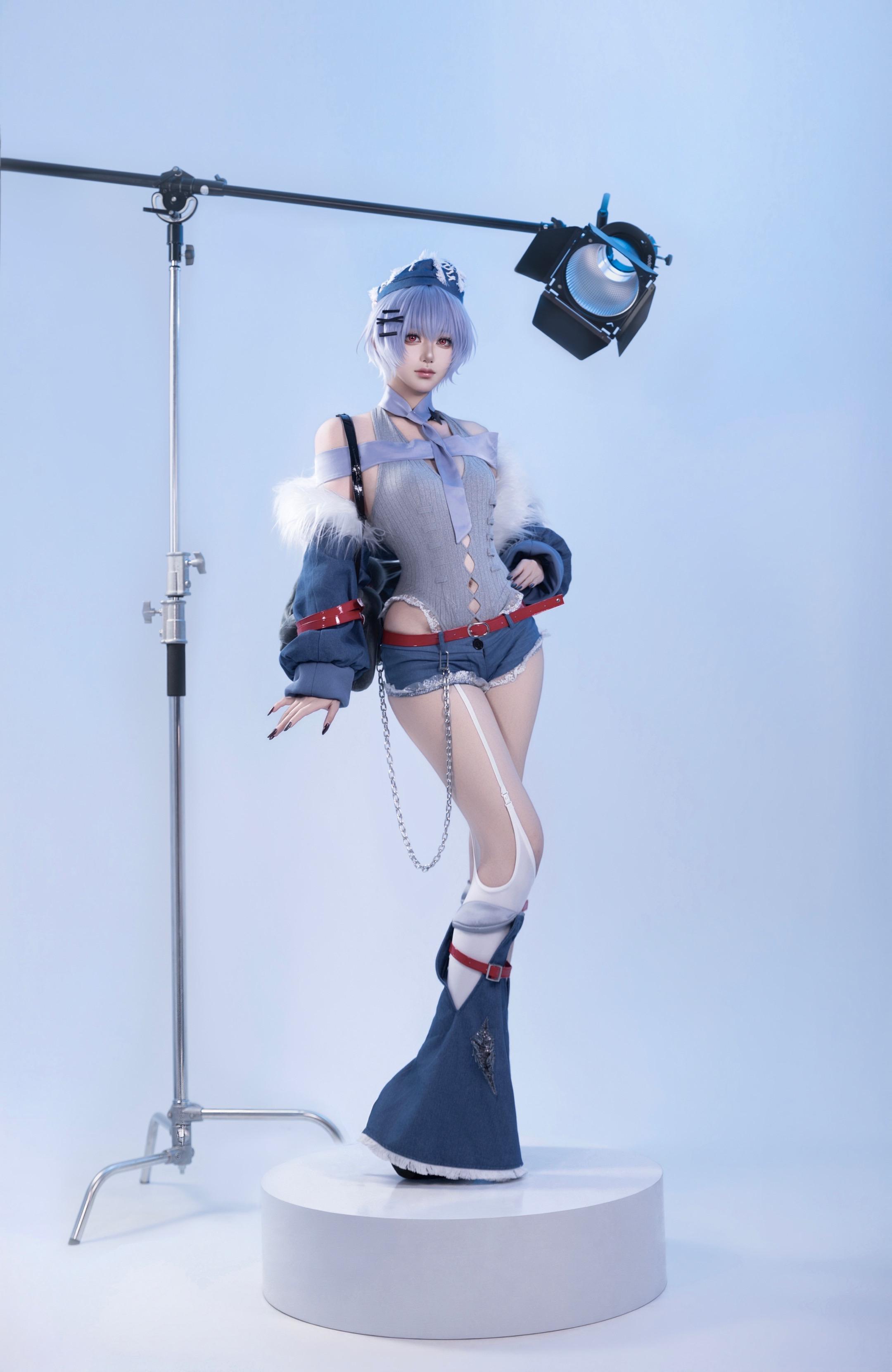 摇滚乐队——𝑨𝒚𝒂𝒏𝒂𝒎𝒊 𝑹𝒆𝒊 生日快乐