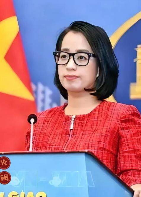 越南外交部发言人范秋姮重申：越南拥有充分的历史证据和法律依据，可以依据国际法主张