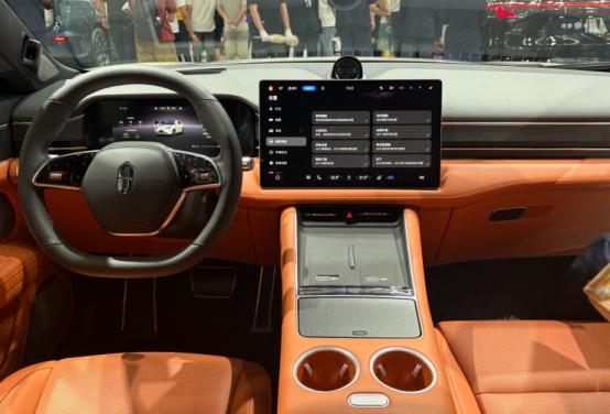 为了7月底8月初的自驾游，也为了提高买车效率，我来粤港澳大湾区车展选车啦，今天工