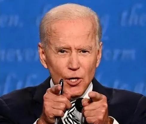 拜登虽然跟我们不对付，但是有一句话说对了！他曾说，如果美国继续让特朗普当总统，“