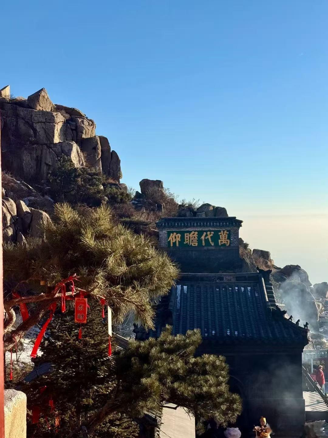 千问超级免单卡 马上就要到春节了，千问的福利还在加码。今天千问又推出了超级免单卡