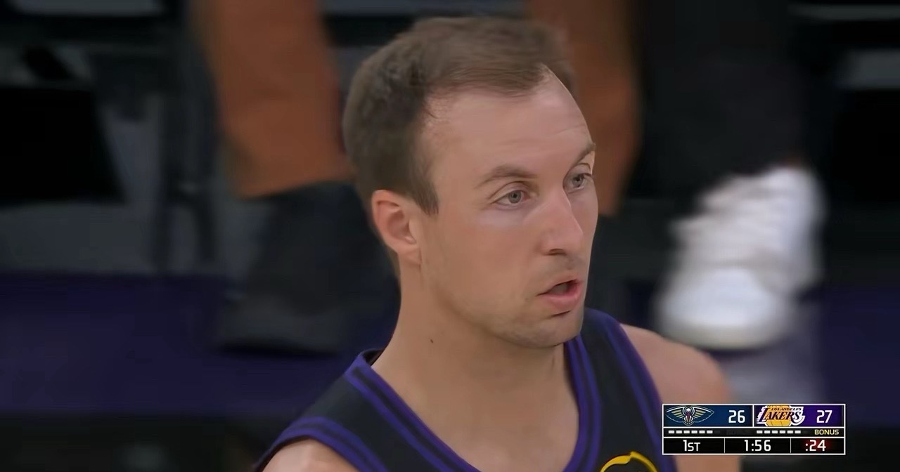 湖人神射手肯纳德的性价比真是太高了！在今天湖人主场以110：101击败鹈鹕的比赛