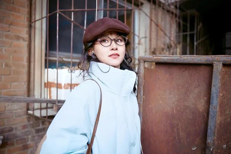 人活一辈子，啥才真正属于自己？不是财富、名声这些带不走的东西。
真正属于你的首先