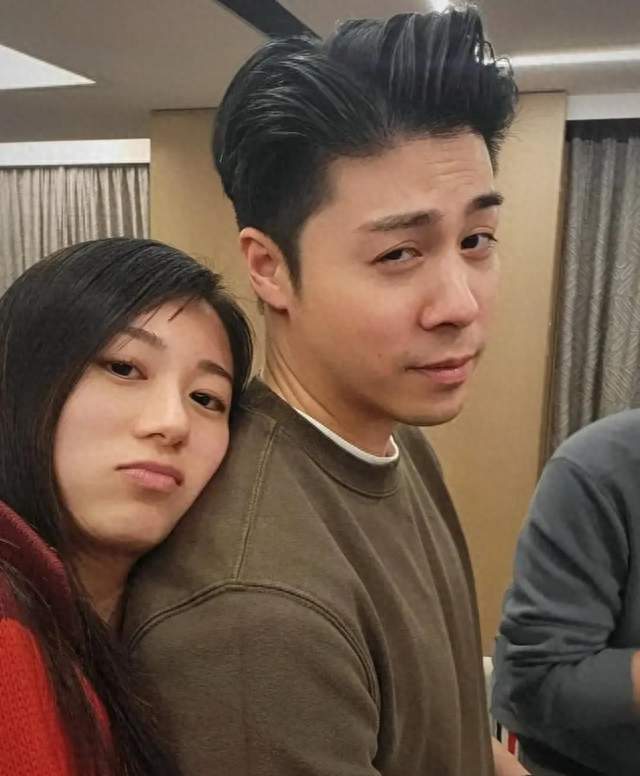 曝王菲婚期将至！对方是唱片公司太子爷，四年低调恋爱，终成正果