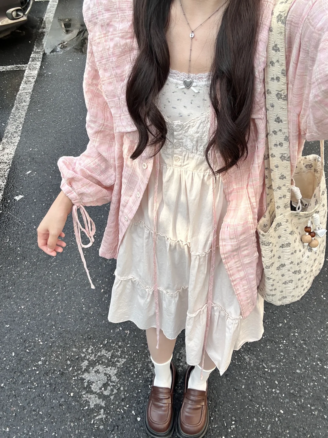 Bm蛋糕裙叠碎花吊带和娃娃领衬衫好甜！！