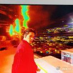 檀健次后台练舞简直是直播小天才！跨年舞台惊艳四座，新歌魅力无限。直播带粉丝闯后台