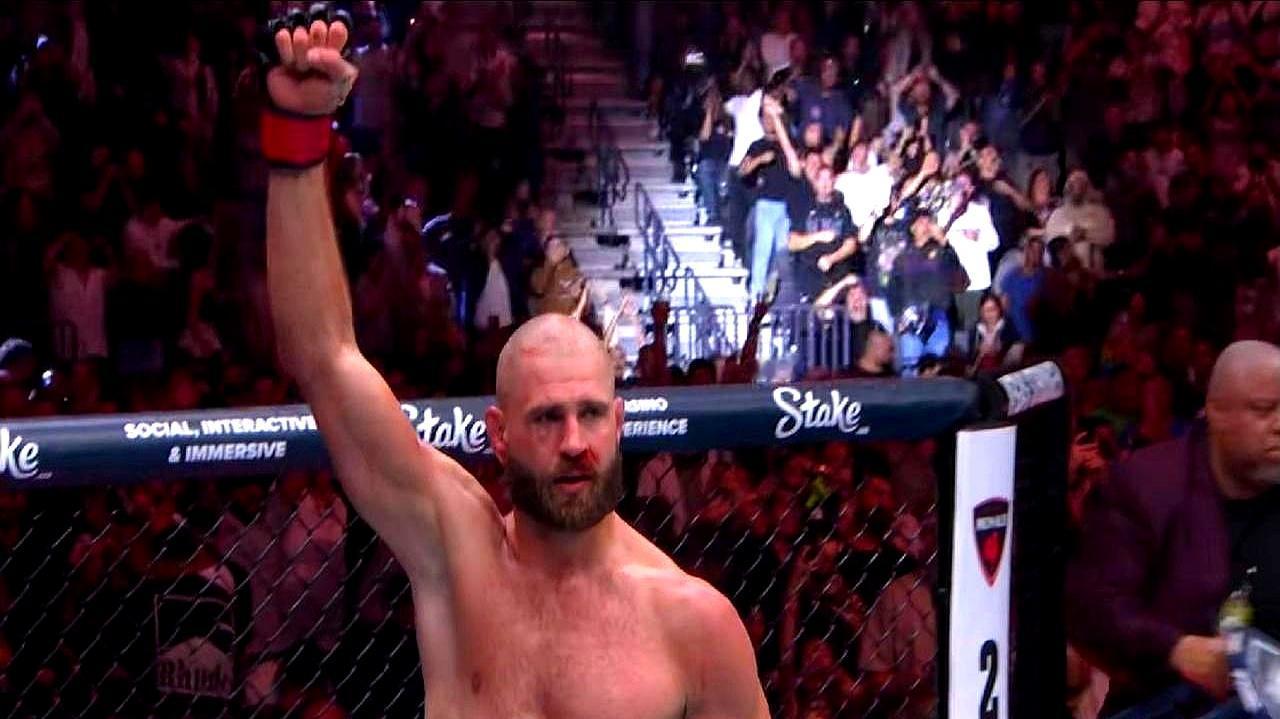 奇马耶夫真要升到轻重量级？他那股子中量级的统治力，怕是得被严重削弱！
 

朗特