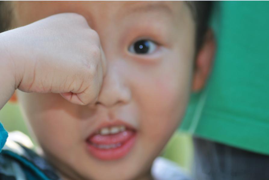 人类幼崽的可爱可以治愈一切