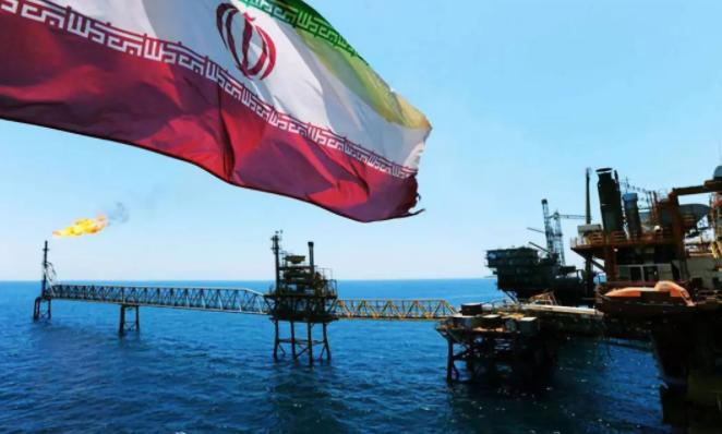 不是伊朗愿意上当，而是没有办法了，只能同意停火，因为伊朗比美国更需要停火，需要时