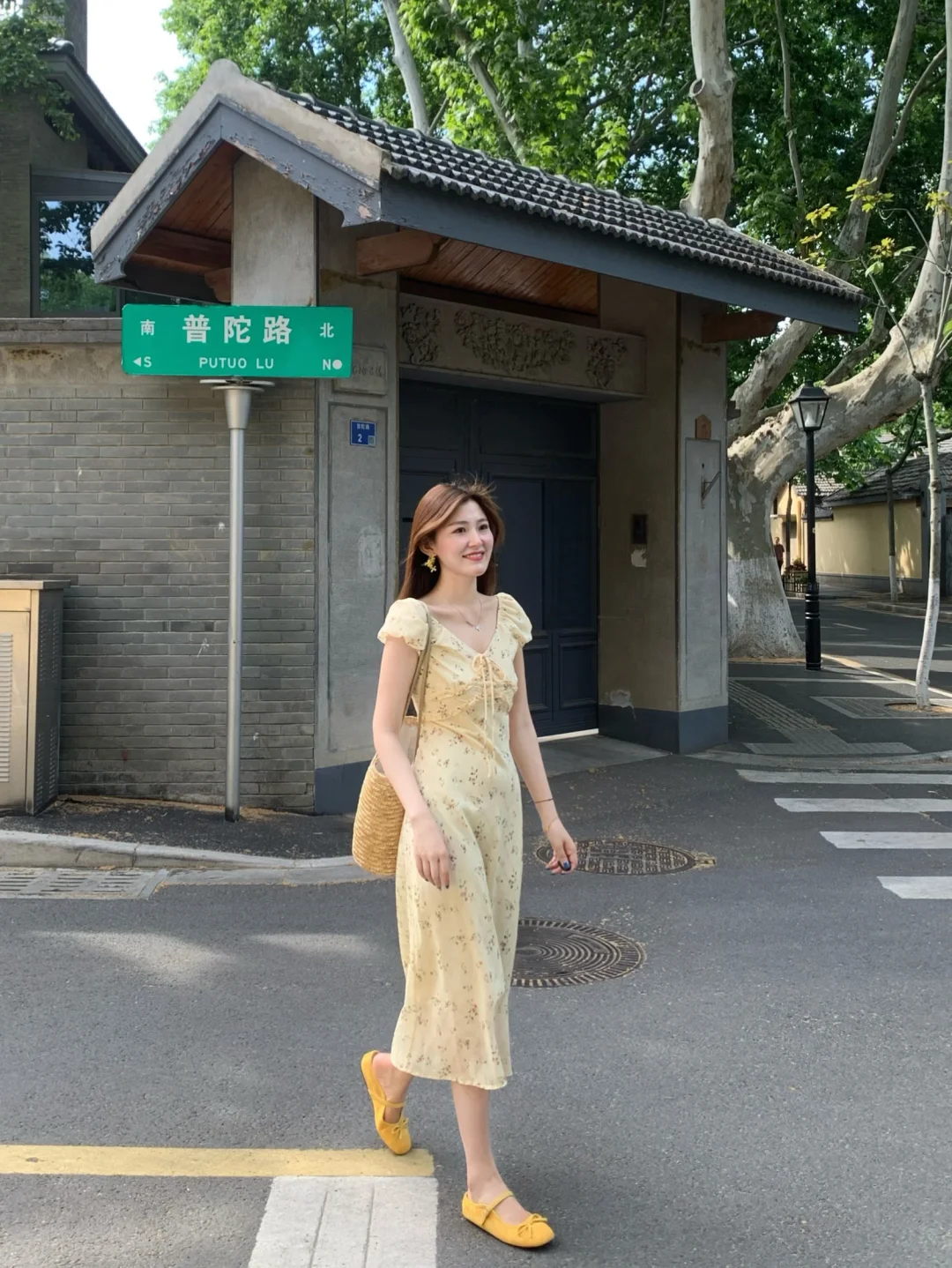 ✨入夏的第一件碎花裙～