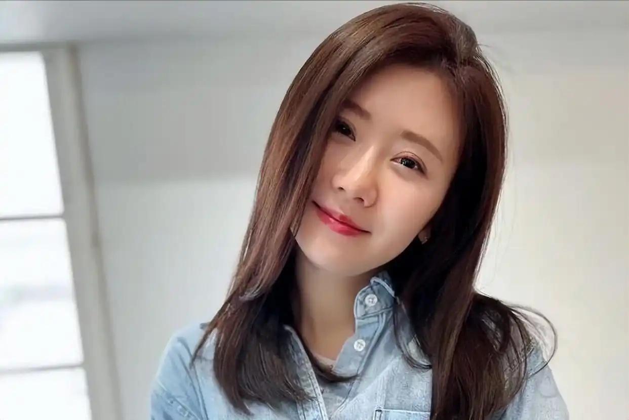 今天刷到一个重磅瓜——我们的“国民爱酱”**福原爱**又上热搜了！37岁的她近日