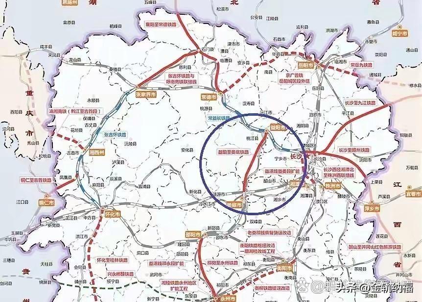 益娄高铁是湖南最尴尬的一条线路，不仅是整个呼南高铁最滞后的项目，而且还有被隔壁的