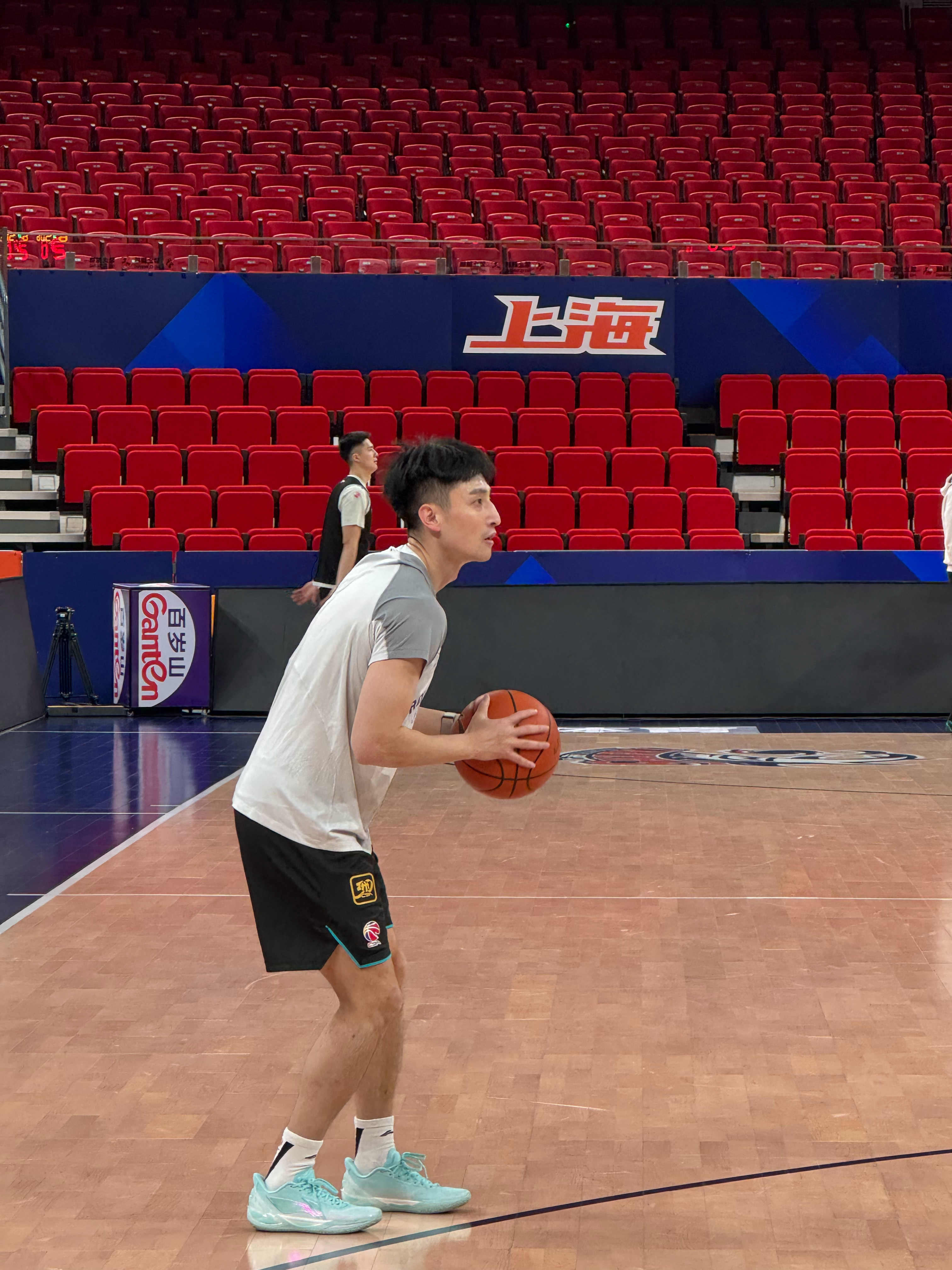上海男篮vs北控男篮