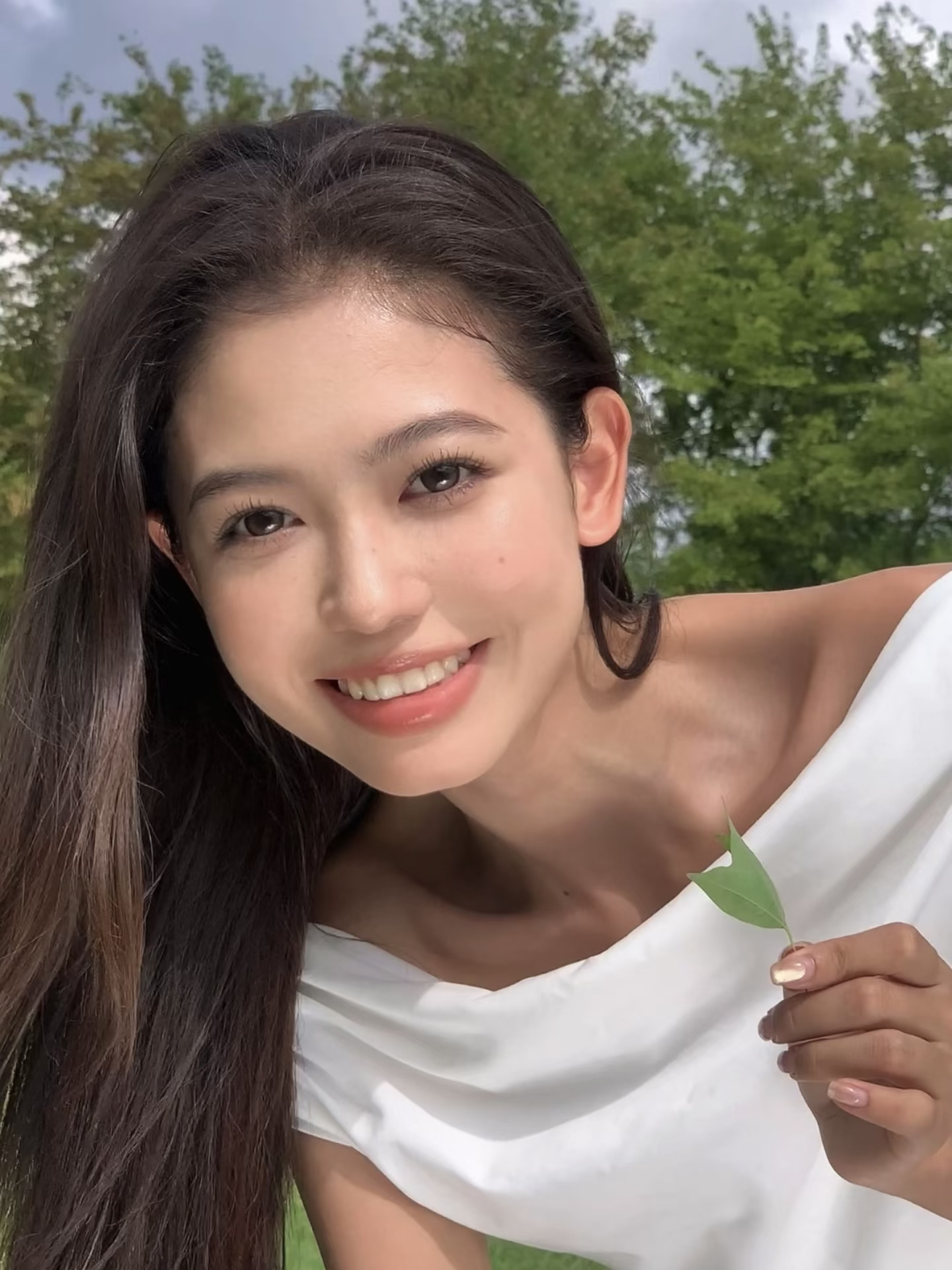 夏日低饱和裸妆｜镜头下轻松拿捏松弛感