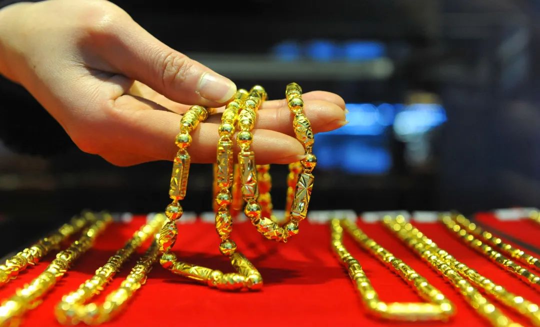 金价连续下跌！有人一夜亏超47万