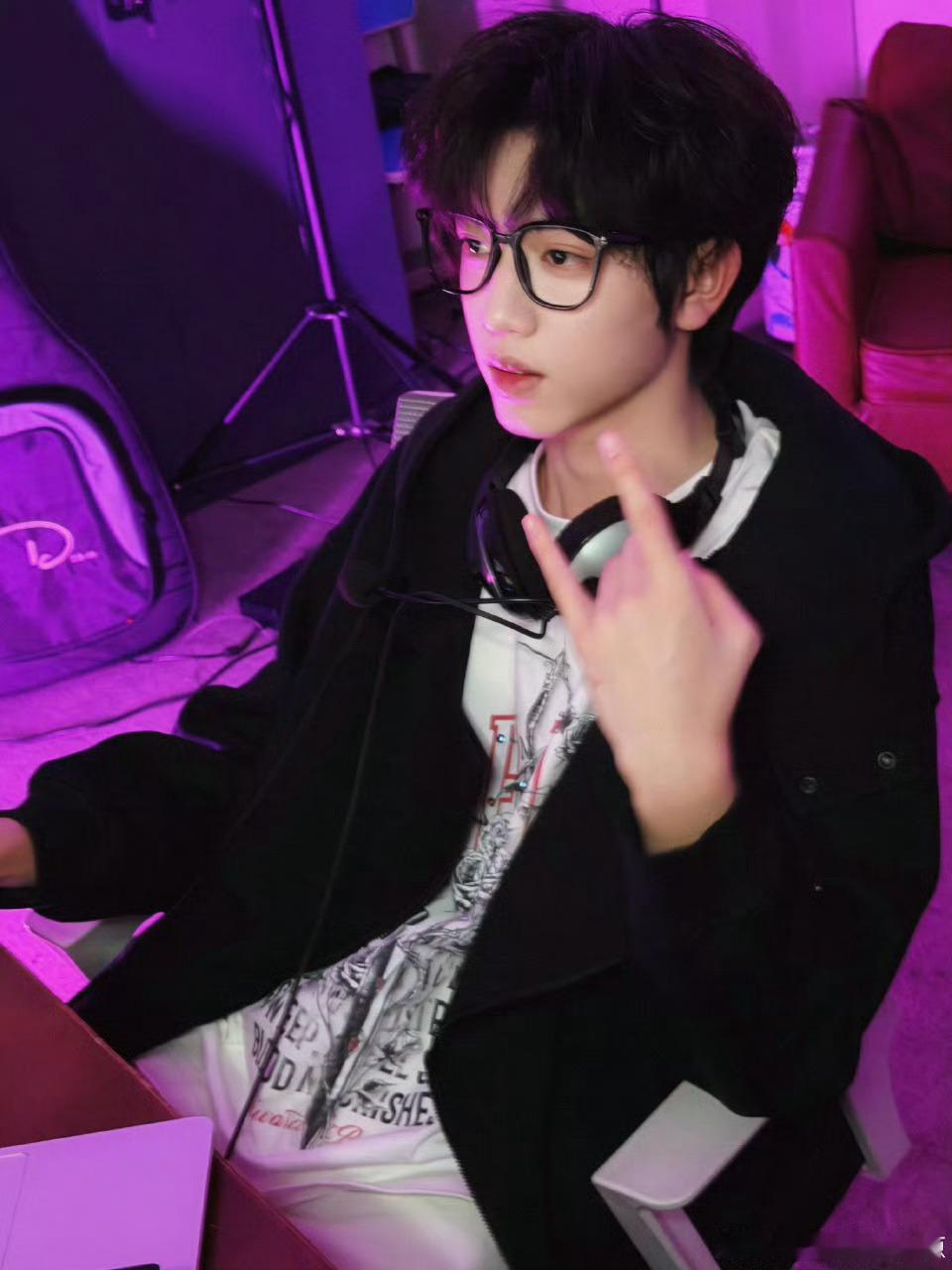 张桂源⚠️舞台核弹级表现😍😎Venom》气场全开帅到失语💥🥵Killin