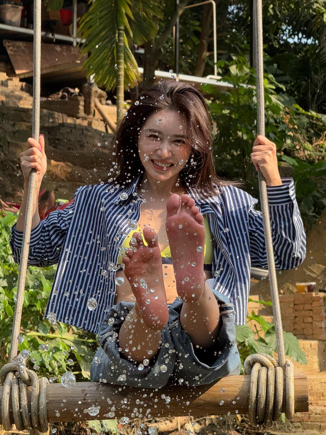 美娜。
