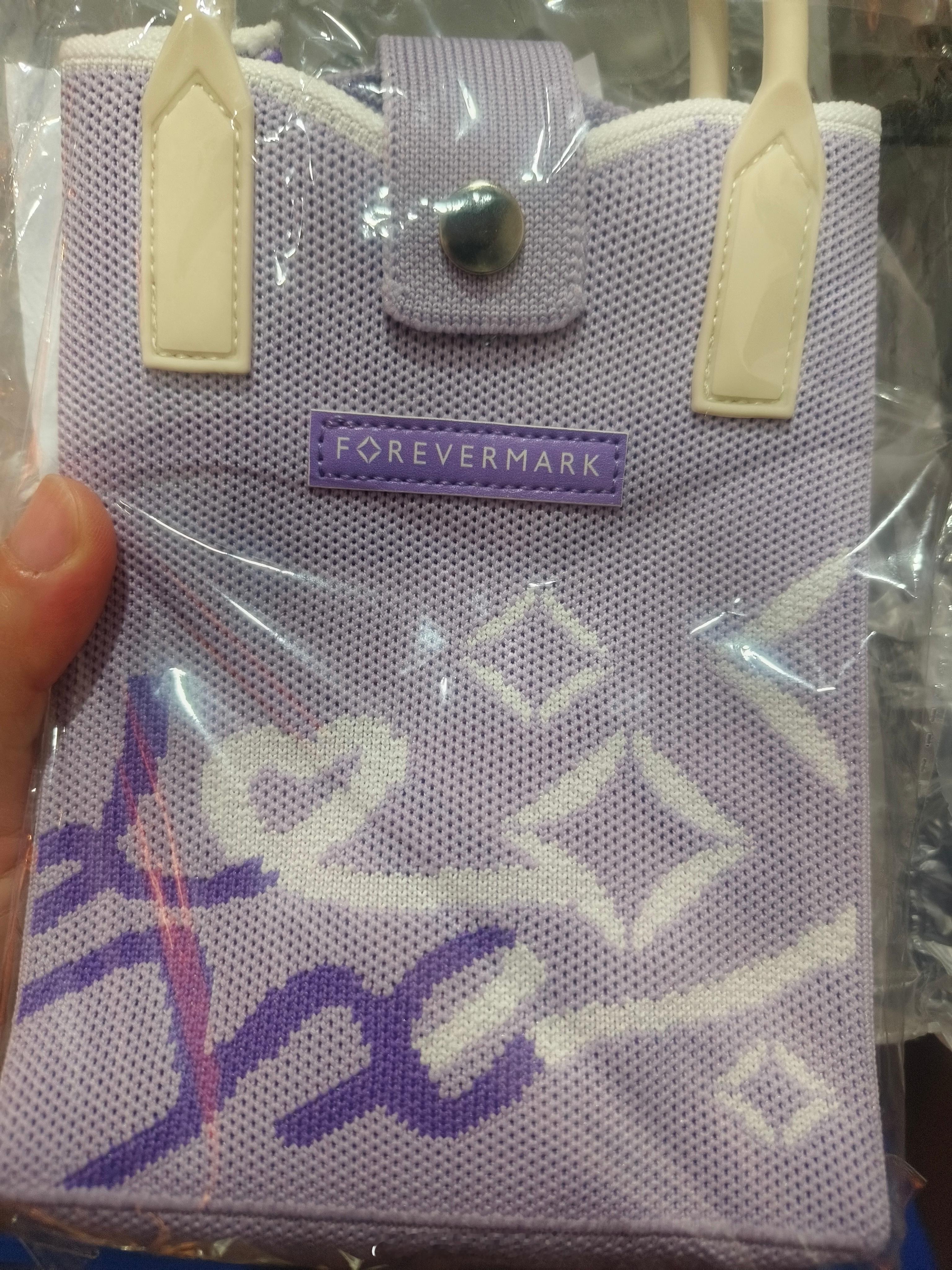 [流鼻血]家门口发货的吗？Forevermark永恒印记亚太区臻雅代言人罗云熙 