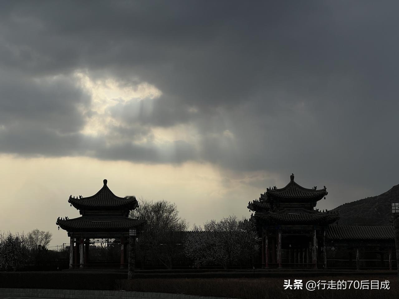 推荐所有女孩，和有女孩的家庭，都去看看电视剧《危险关系》，从别人的经历中，也许能