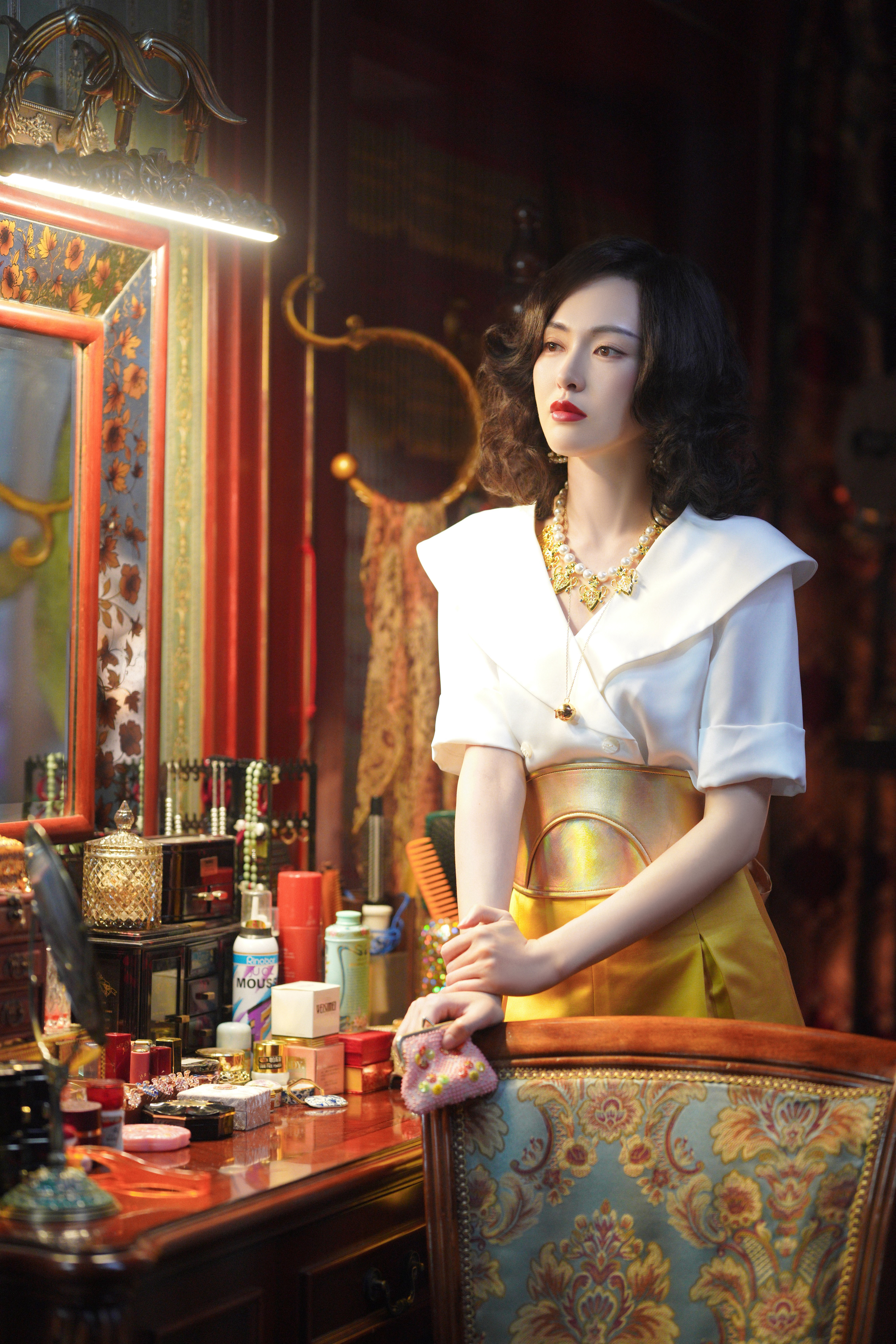 唐嫣 💃🏻唐嫣曲梦 姐妹们的生存处境，让曲梦更加坚定了对抗到底的决心。电视剧