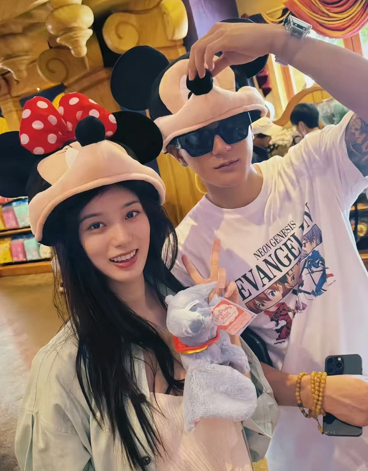 黄子韬 孩子黄子韬有孩子了吗，感觉他不像是有孩子不说出来的那种人啊[淡淡的][淡