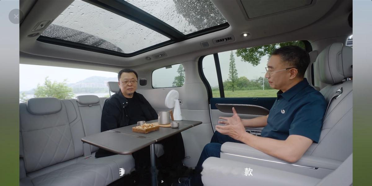 零跑D99重塑豪华定义，30万级MPV新标杆
朱江明曾说“豪华≠高溢价”，随着零