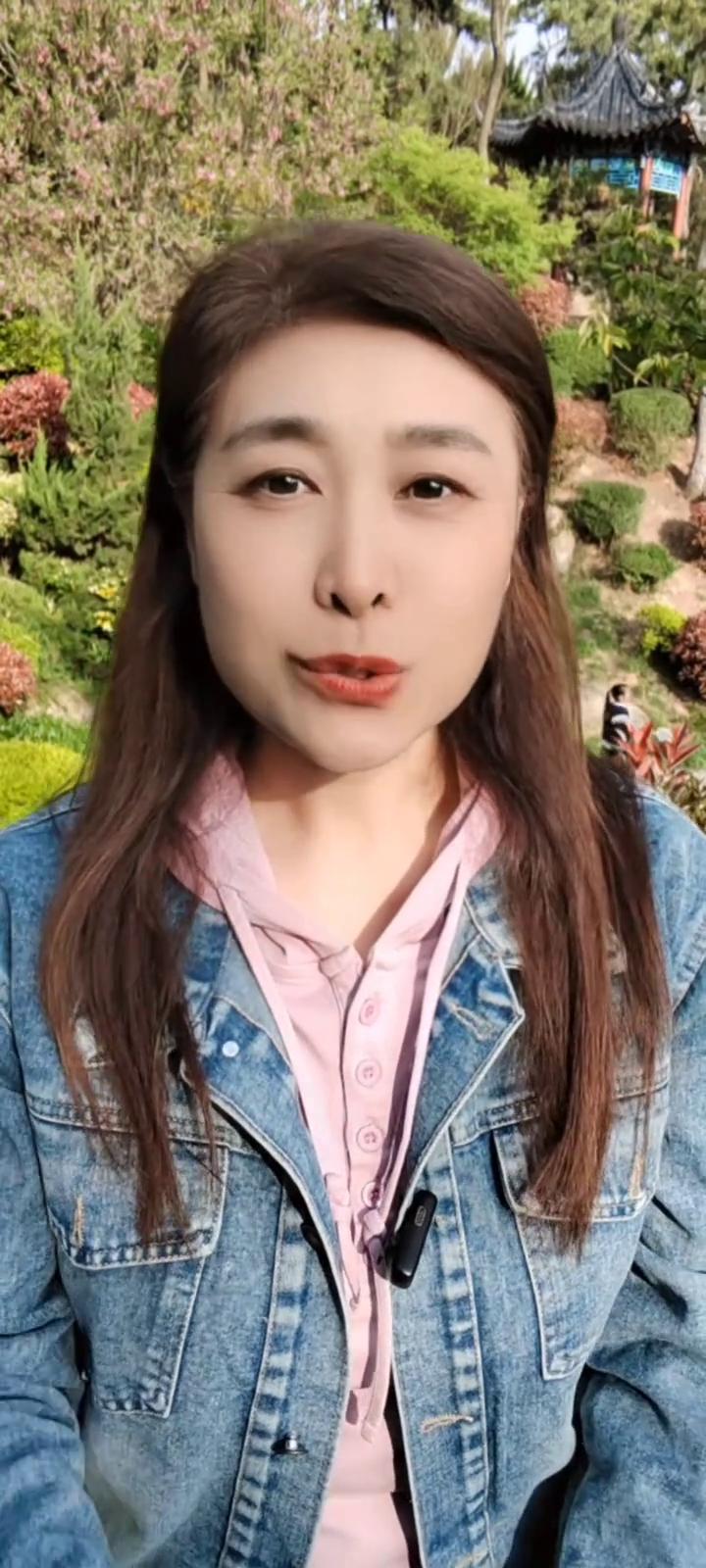 你很好，所以值得被全世界温柔以待。
谁跟你在一起都会很幸福，因为你本身就是一个很