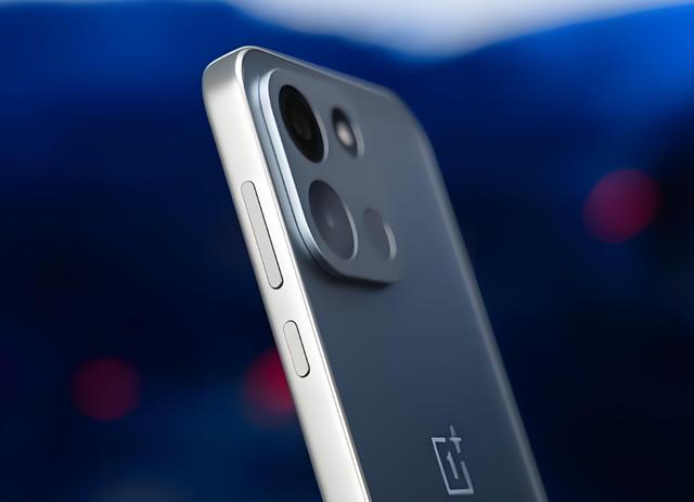 一加Turbo 6硬刚红米K80 Ultra！选续航还是手感？
要不是朋友硬拉着