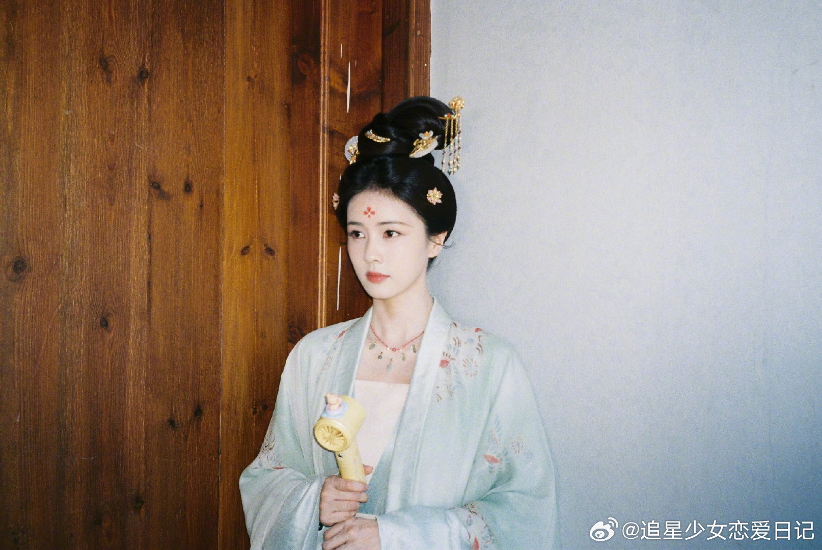 白鹿林沐然莫离神级路透终于播了 莫离 谁懂！之前反复循环的路透片段正片完整放出，