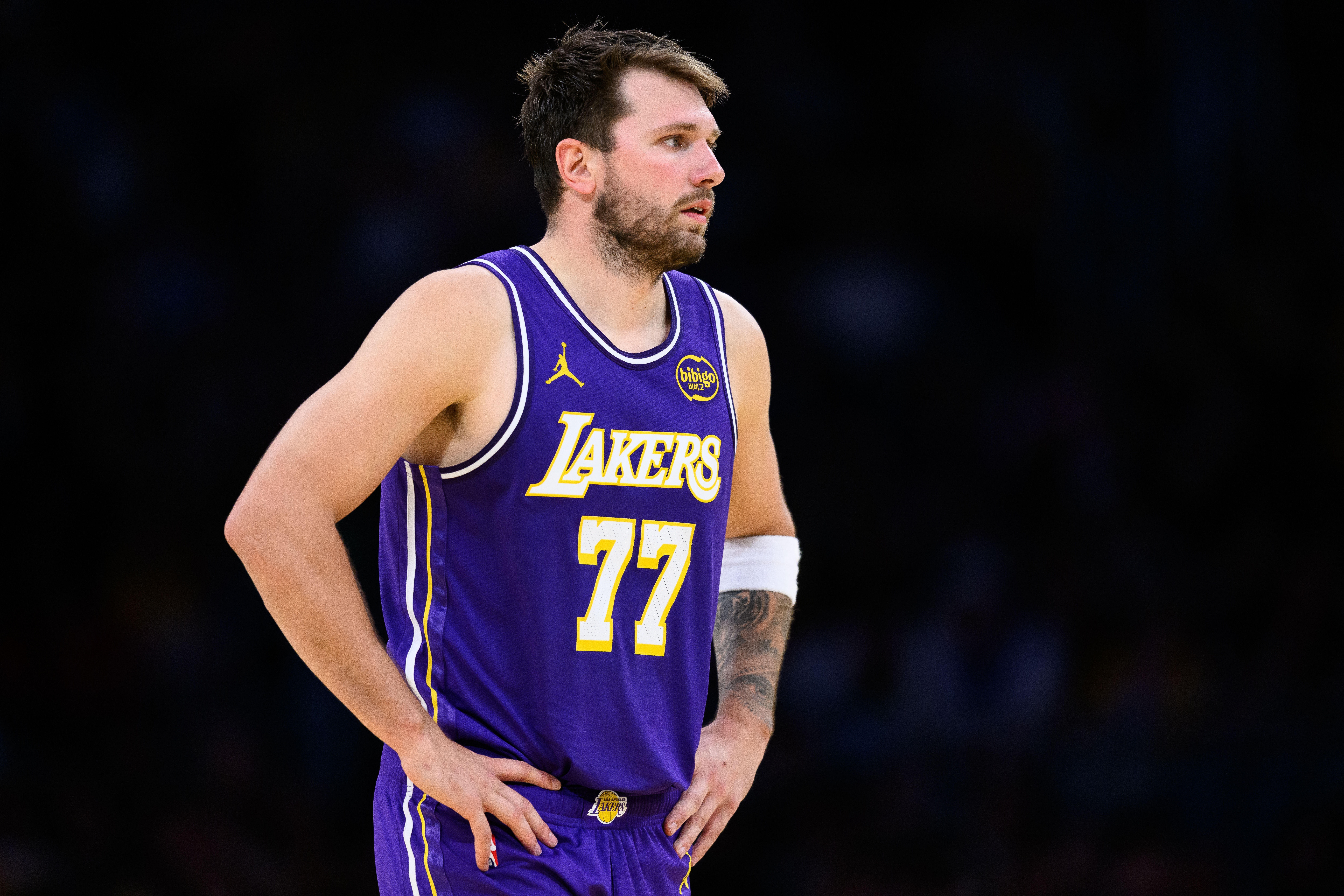 今日，数据媒体Stat Defender晒出了NBA现役球员常规赛生涯场均得分排