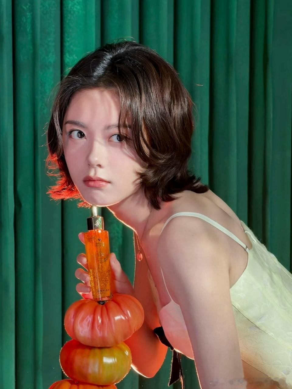 恭喜赵今麦娇兰升title🎉皮肤状态满分💯大气优雅法国娇兰护肤代言人赵今麦