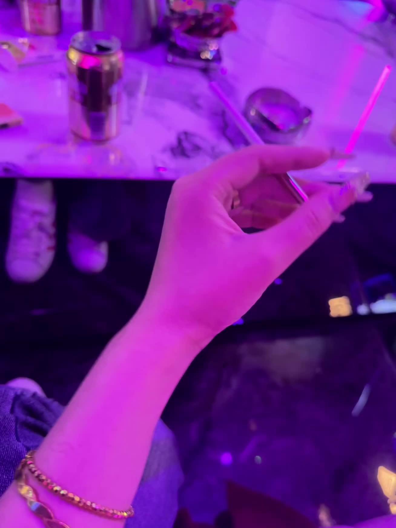 健康的恋爱固然重要 但畸形的恋爱实在精彩