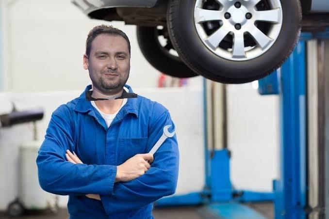 消息人士证实，车臣首脑卡德罗夫儿子亚当·卡德罗夫昨天的严重车祸事故幸存，并被紧急