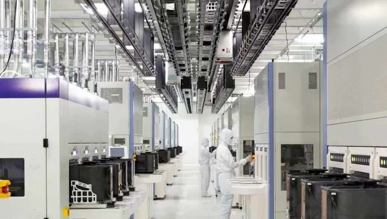 新加坡半导体独角兽企业Silicon Box，之九
2025 Q2：赢得认可
2