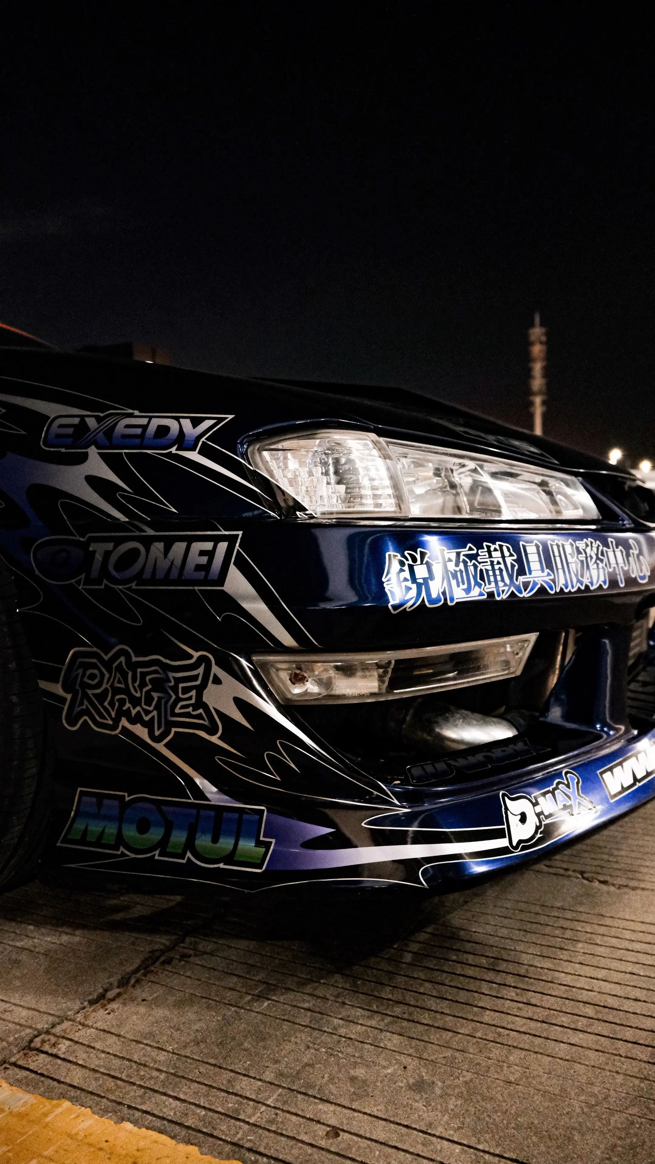 Rage的每一部车都帅到爆！        横走法🙅